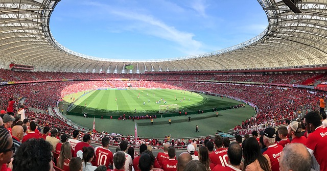 曼城对富勒